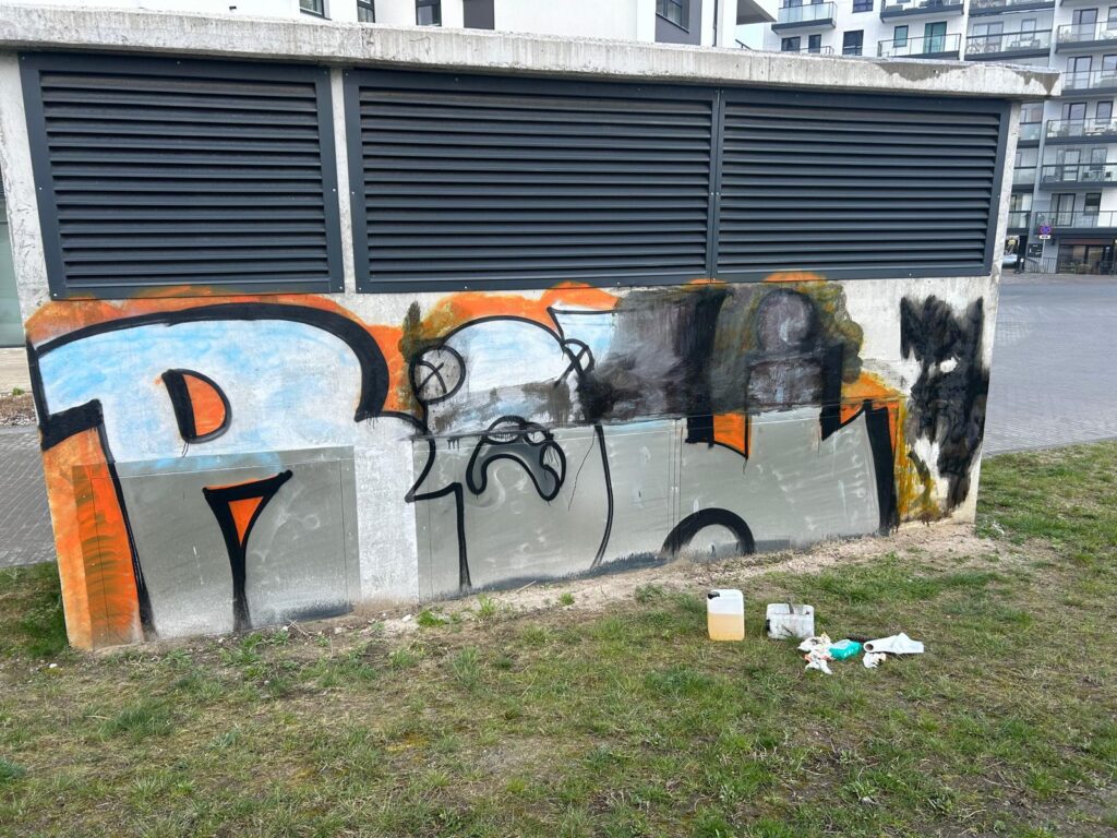 usuwanie graffiti